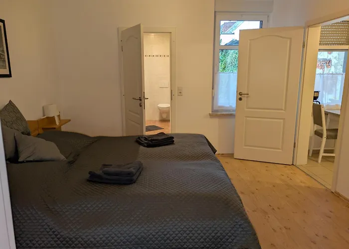 An Der Klosterkirche In *